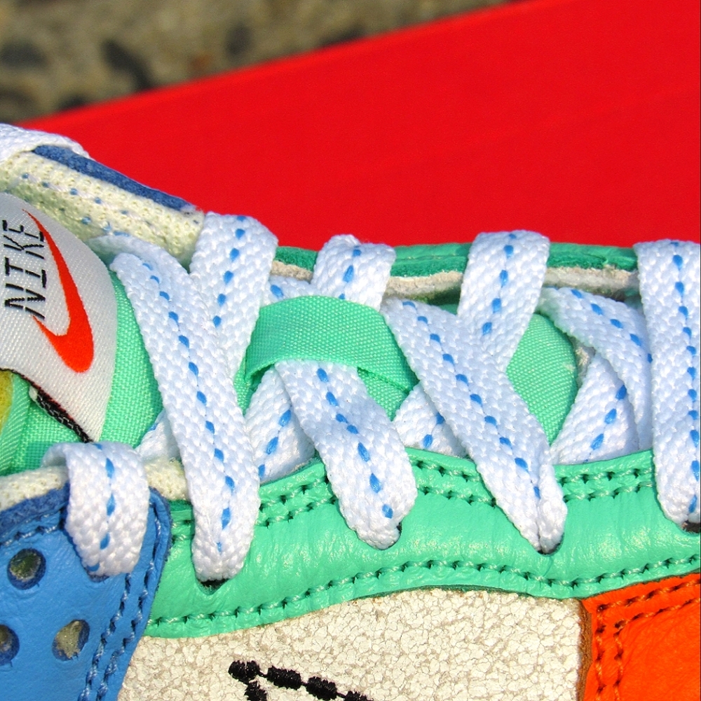Nike Dunk Low - Picture 10 of 11